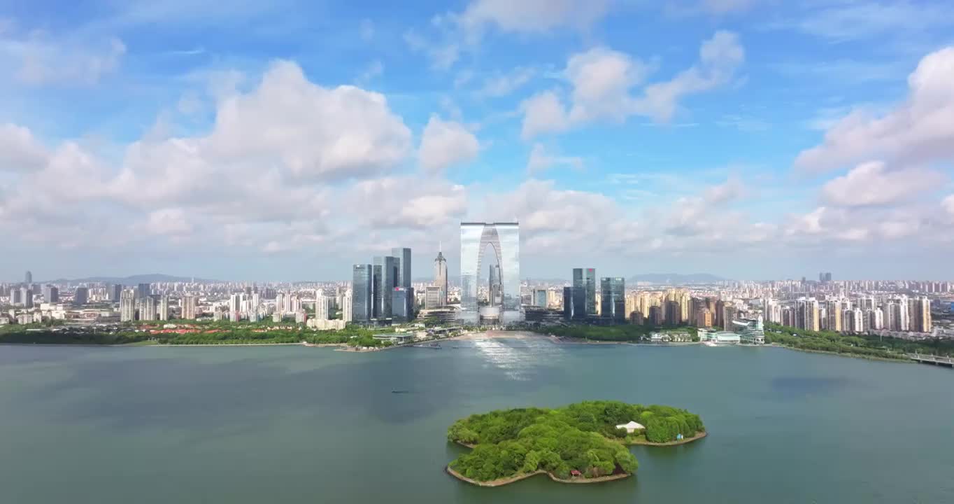 苏州金鸡湖与东方之门航拍视频下载