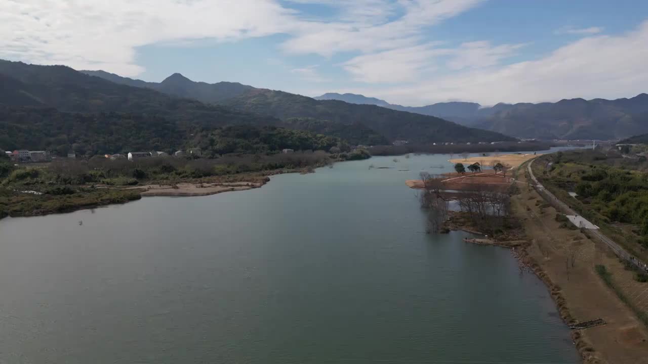马屿附近的河流风景视频下载