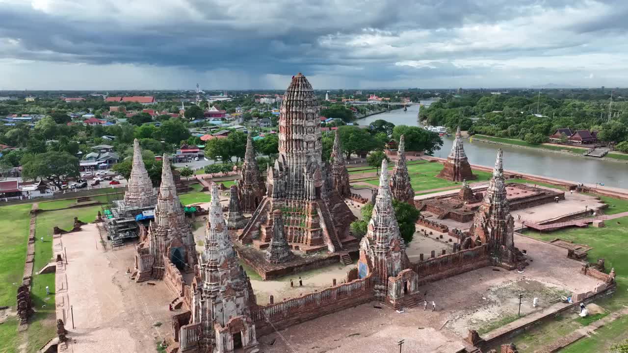 泰国大城府阿瑜陀耶遗址柴瓦塔娜兰寺Ayutthaya Wat Chai Wattana ram 航拍视频下载