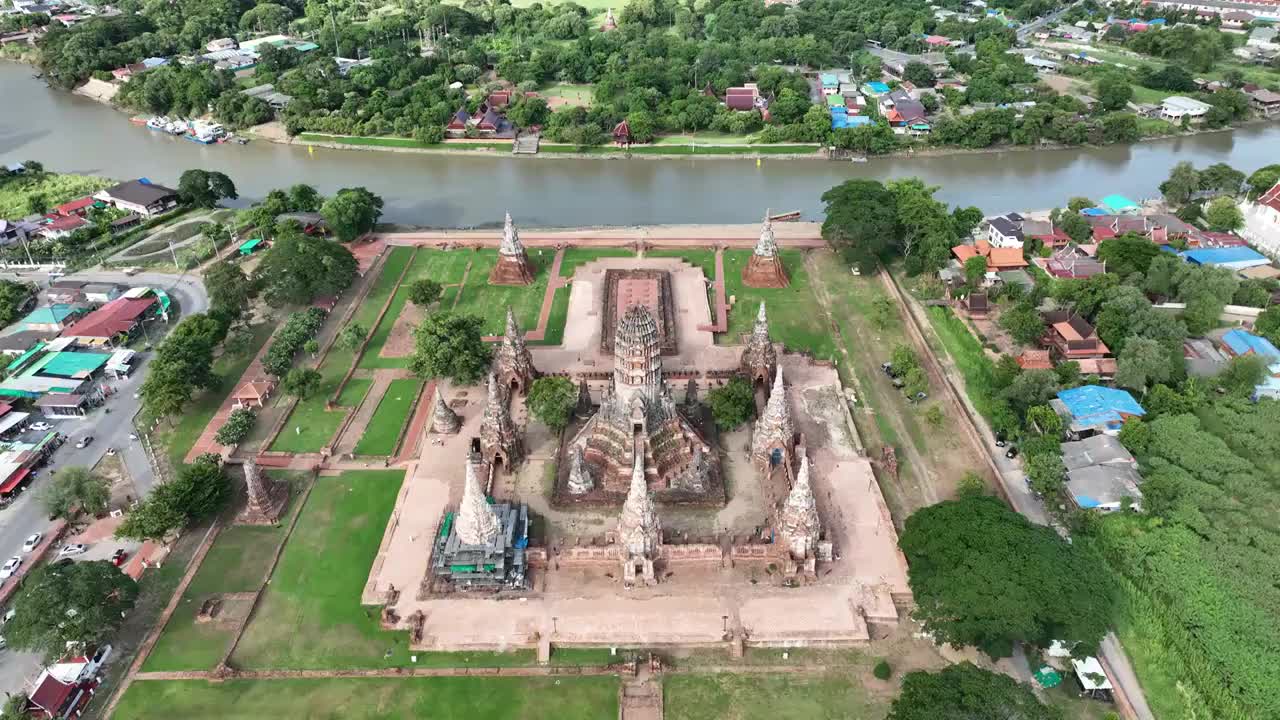 泰国大城府阿瑜陀耶遗址柴瓦塔娜兰寺Ayutthaya Wat Chai Wattana ram 航拍视频下载