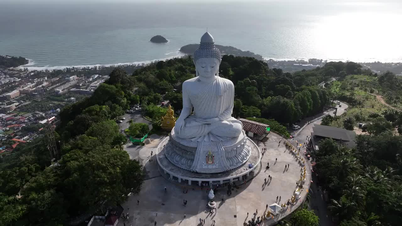 原创 泰国普吉岛新大佛寺庙航拍景观视频下载