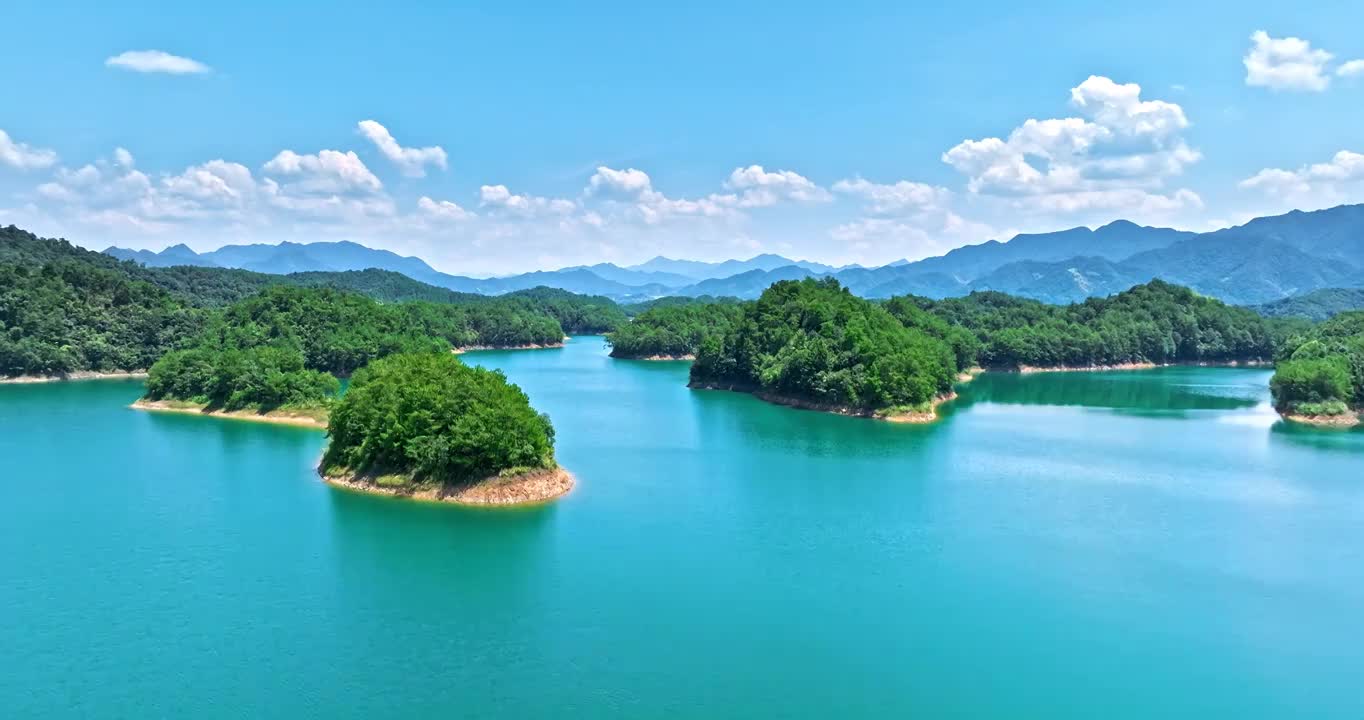 航拍中国杭州千岛湖山水风光视频素材