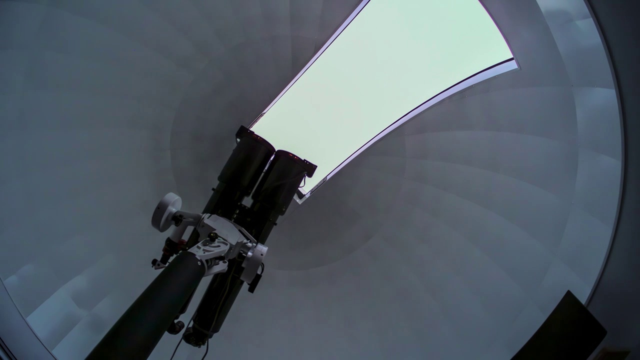 天文台望远镜观测天空视频下载