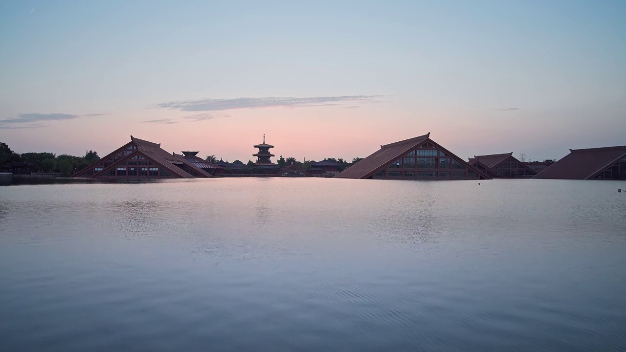 上海松江广富林文化遗址湖景视频下载