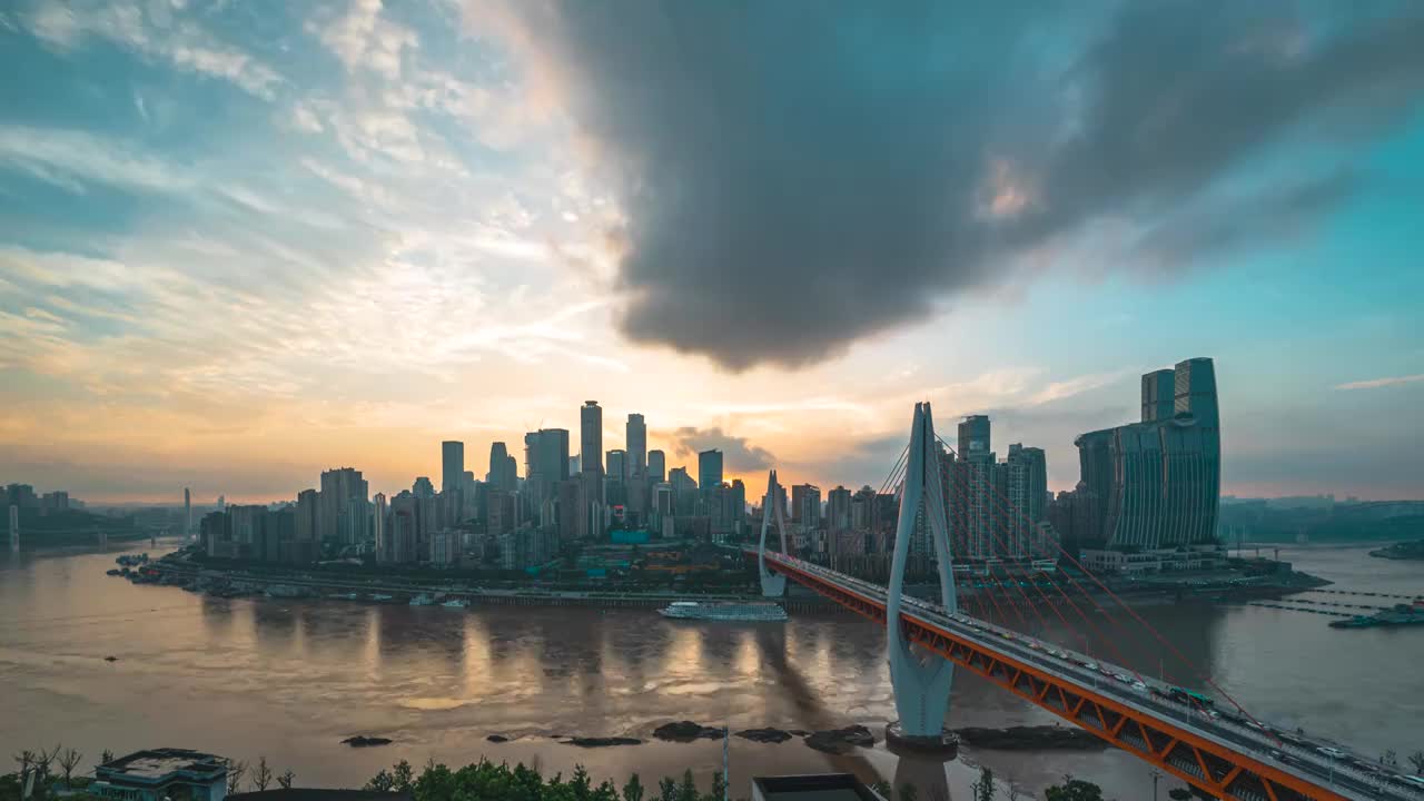 重庆市渝中区日落火烧云夜景视频素材