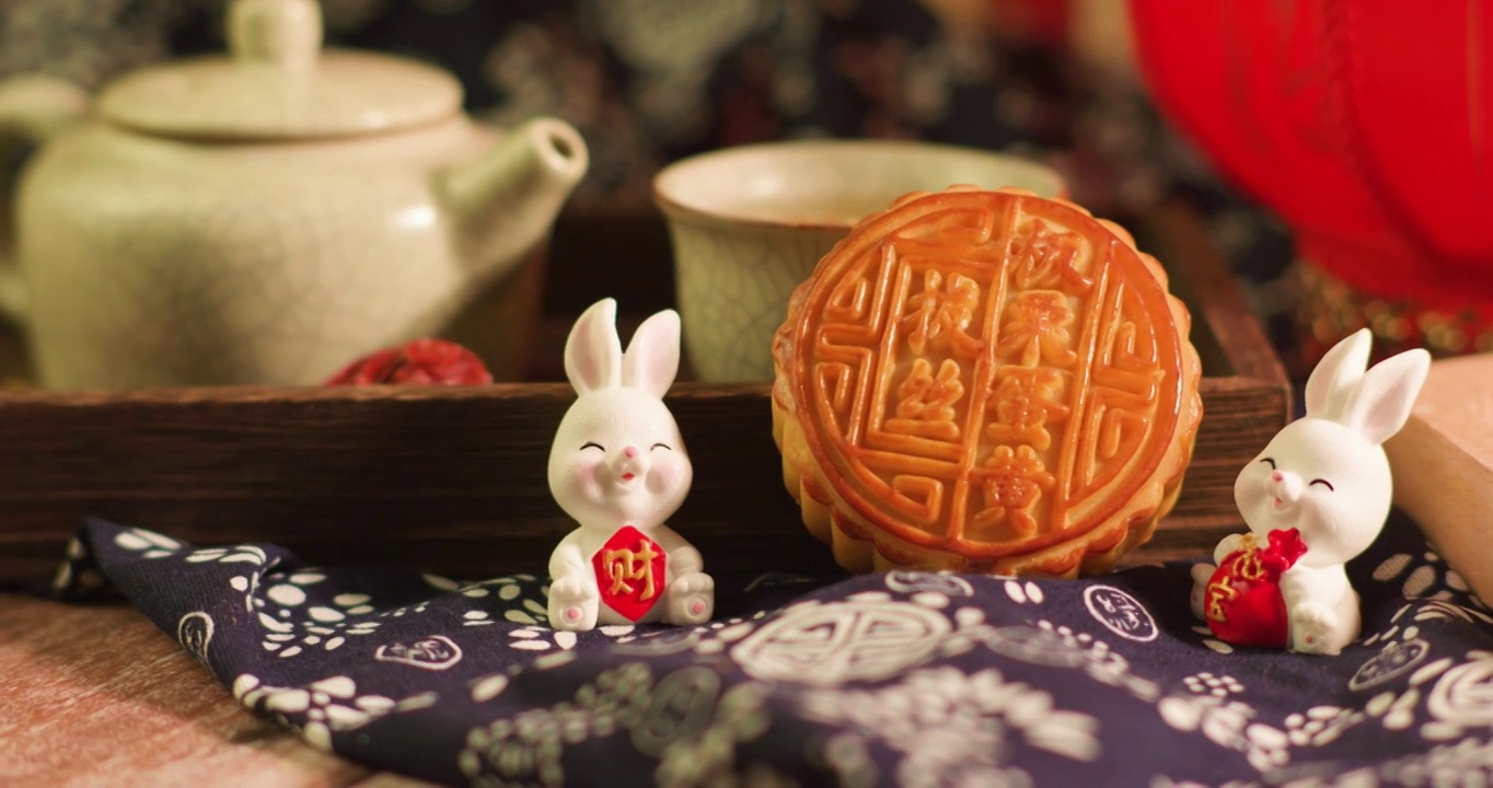 中秋月饼玉兔视频素材