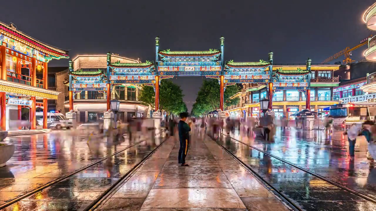 中国北京前门大街正阳桥夜景人流延时视频下载