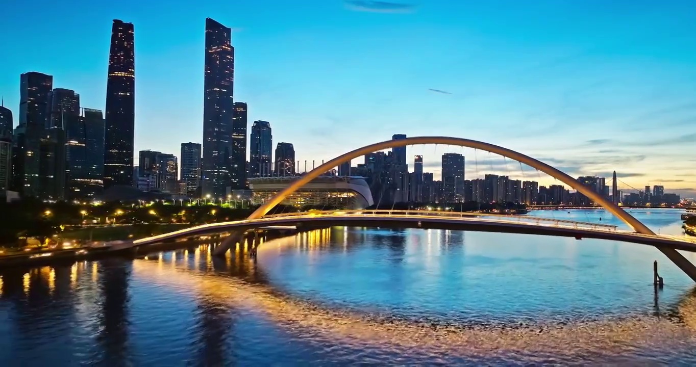 中国广州城市天际线夜景无商标广告创意视频视频下载