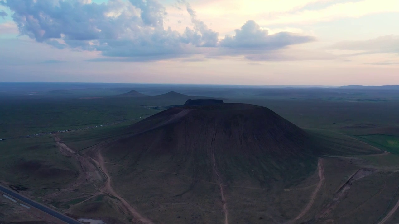 乌兰察布乌兰哈达火山视频下载