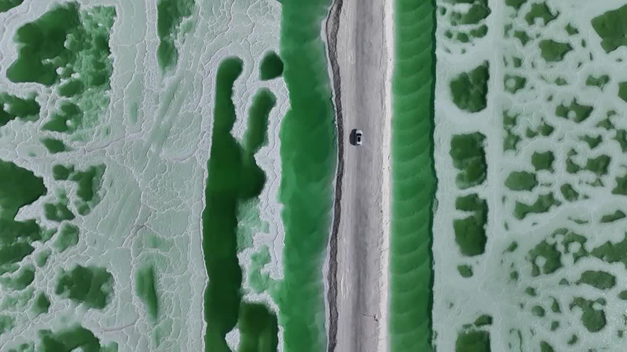 青海茫崖市翡翠湖风光视频素材