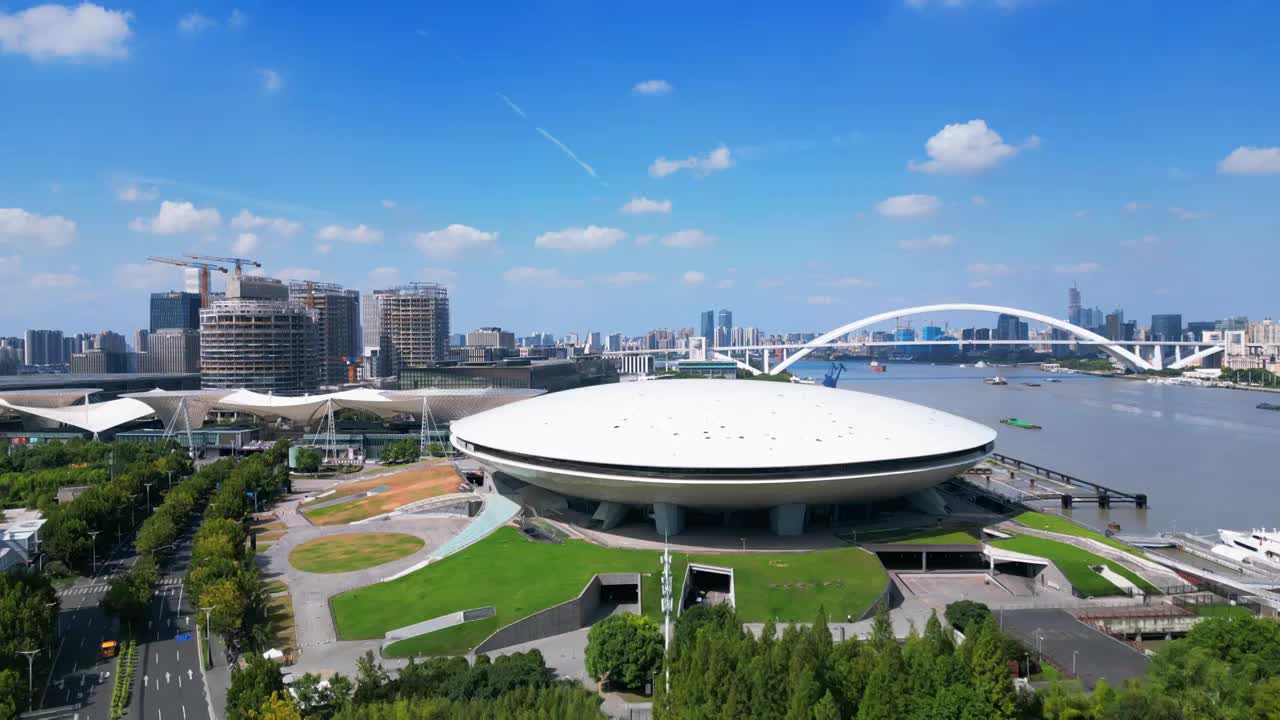 上海市世博展览中心城市风光视频下载