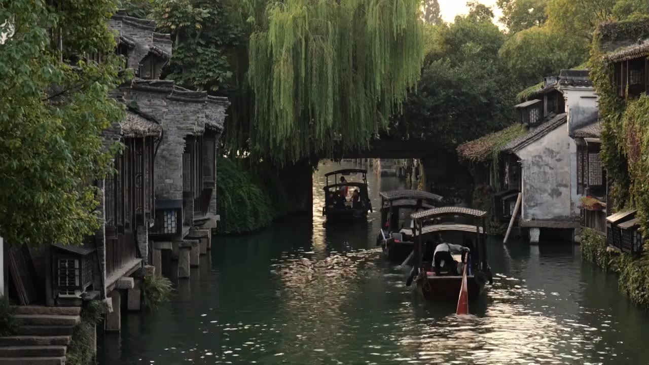 江南古镇乌镇乌篷船美丽的千年古镇旅游视频下载