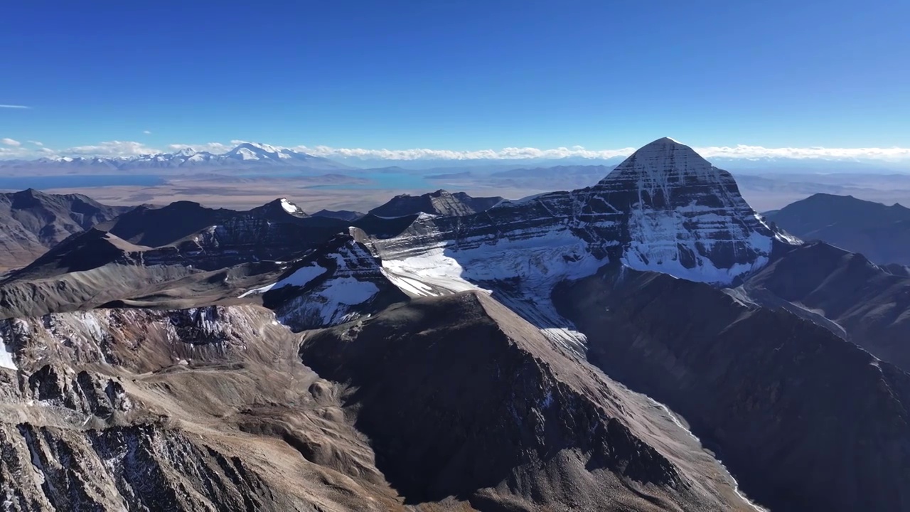 西藏冈仁波齐转山航拍视频素材