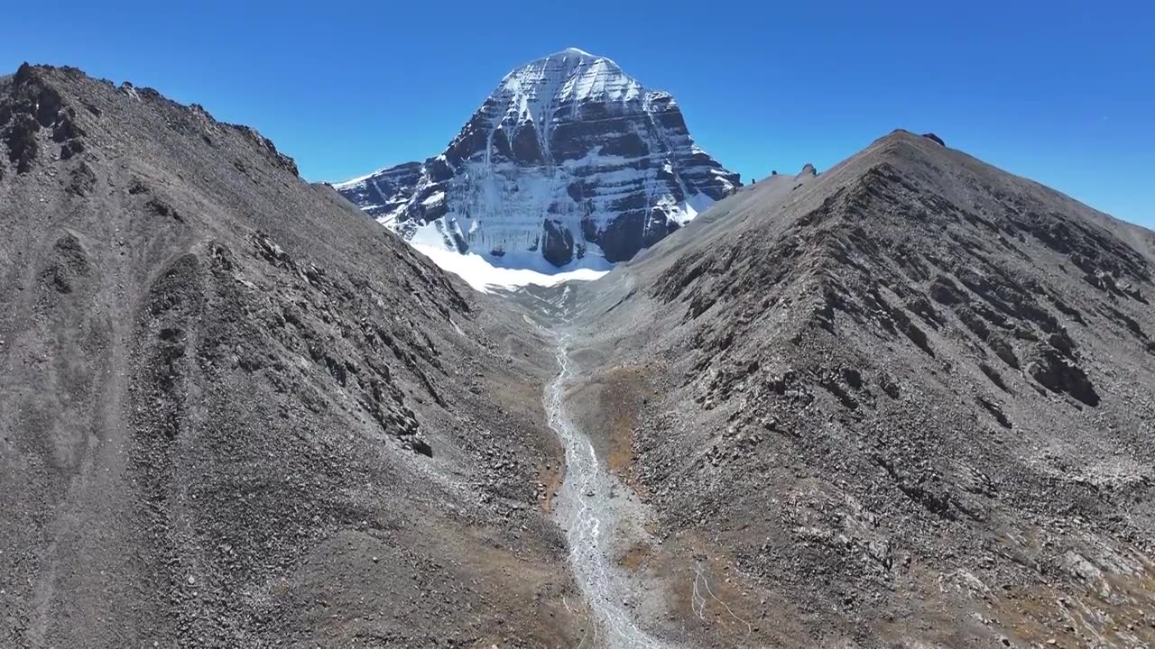 西藏阿里冈仁波齐转山航拍视频素材