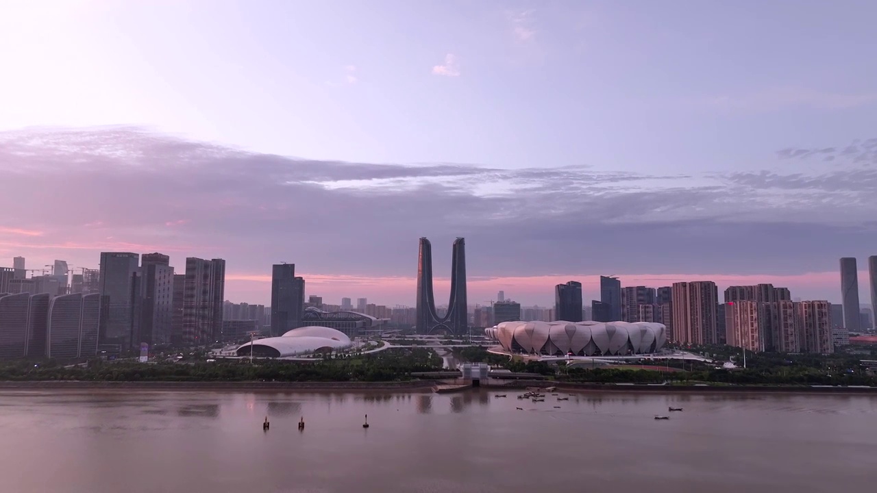 杭州奥体中心日落黎明蓝调时刻视频素材