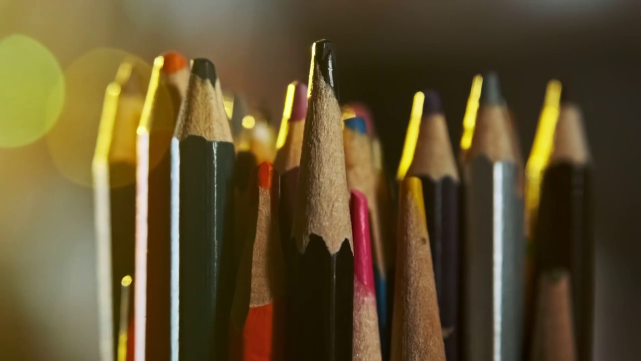 彩色铅笔视频下载