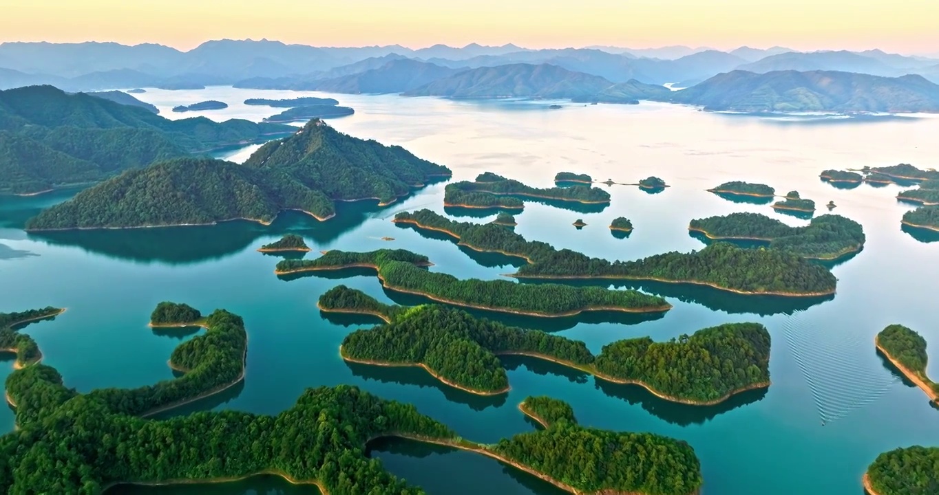 航拍中国杭州千岛湖自然风光视频素材
