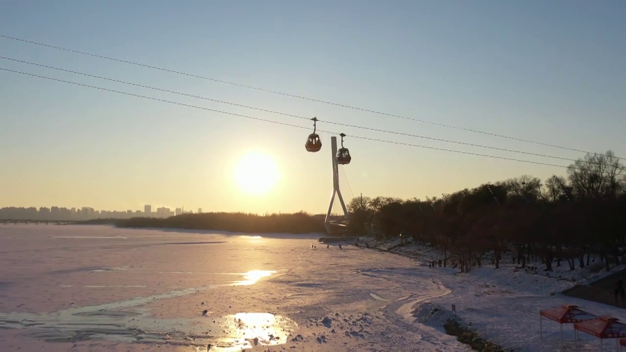 黑龙江哈尔滨冰雪大世界航拍视频素材