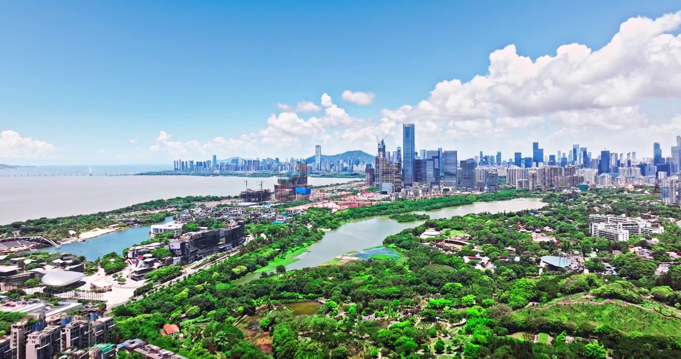 中国广东省深圳市城市天际线和海洋航拍视频视频下载