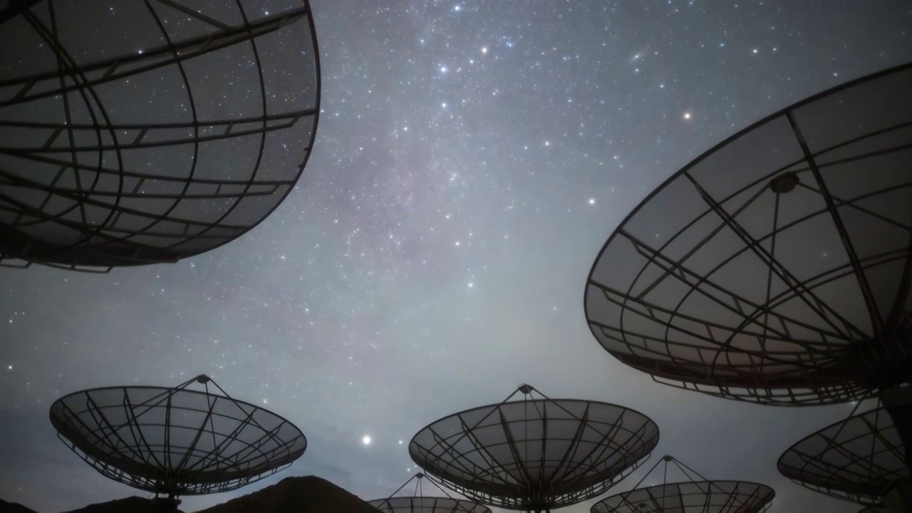 星空延时-新疆大红柳峡天文观测站射电望远镜视频下载