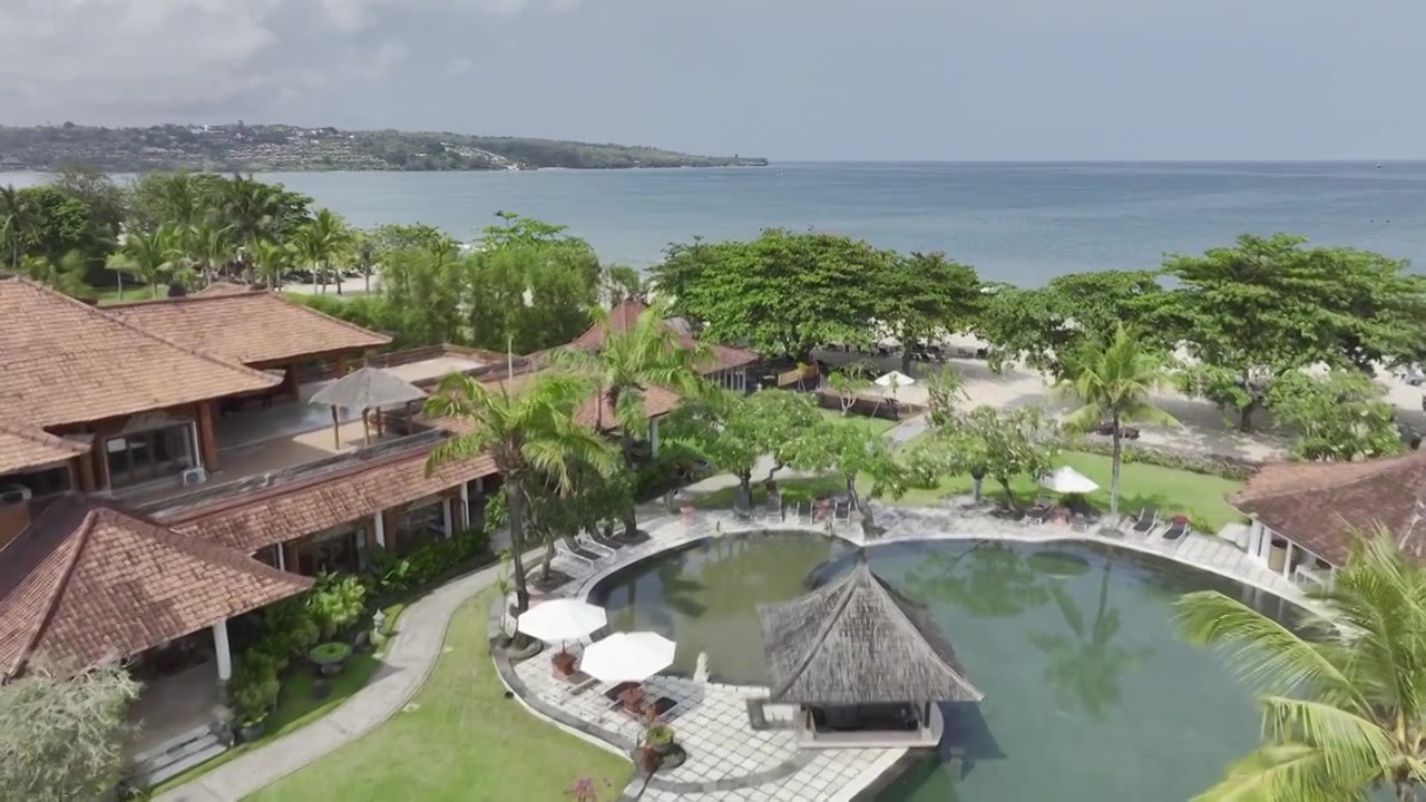 印尼巴厘岛金巴兰海滨度假村航拍自然风光视频下载