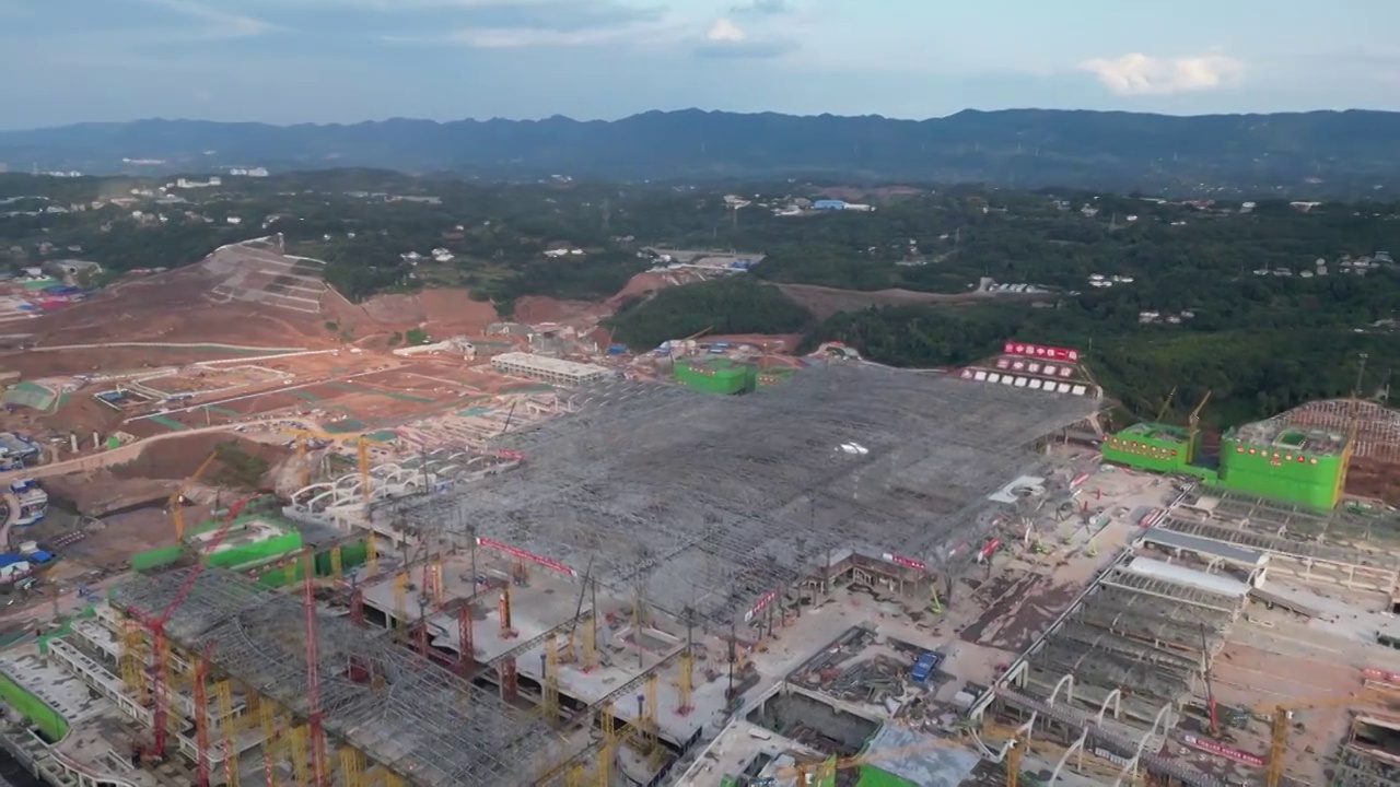 建设中的超级工程 重庆东站视频下载