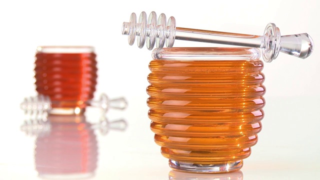 蜂蜜罐和蜂蜜勺视频下载