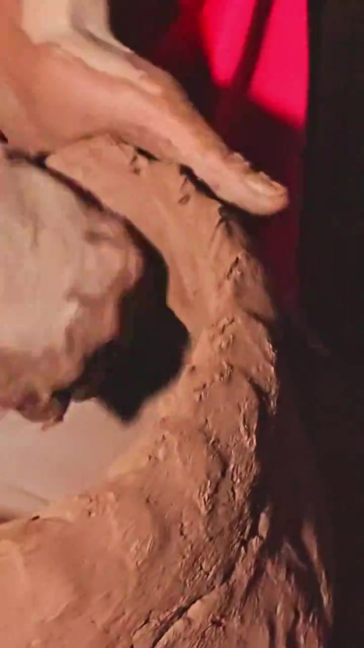 非遗 传承 传统  赤土 陶器 制作视频素材