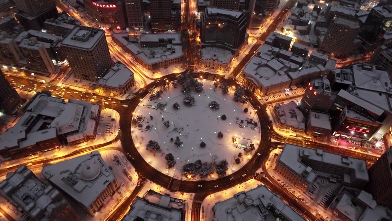 4K 航拍 大连中山广场雪景视频下载