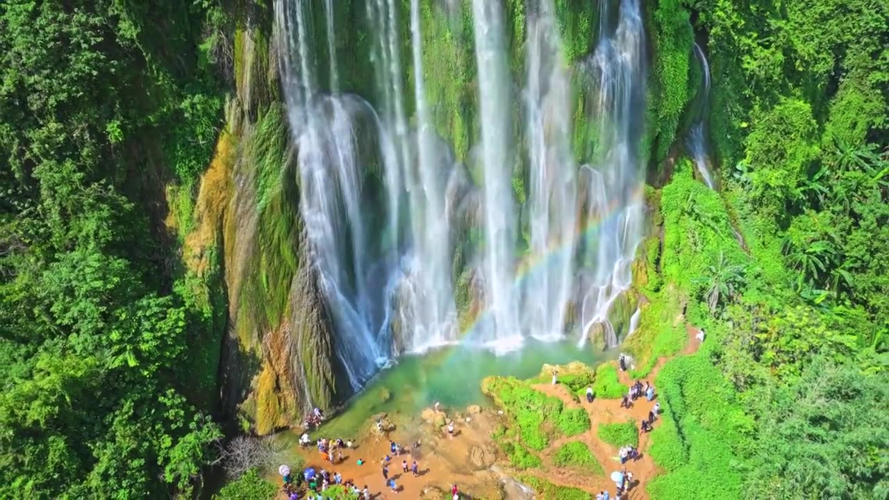 广西三叠岭瀑布彩虹大自然瀑布原生态风景视频下载