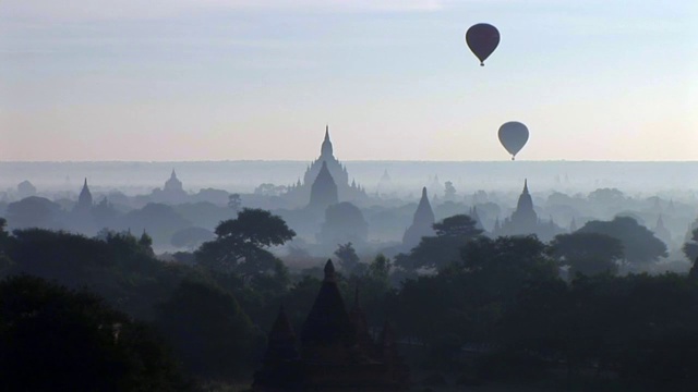 在缅甸蒲甘放飞的气球视频下载