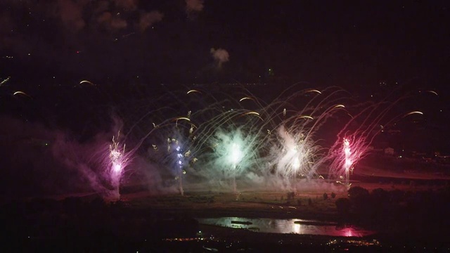2013年阿祖米诺烟火节视频素材