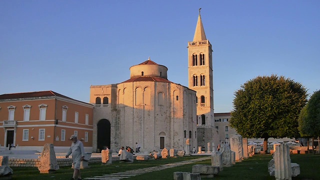 克罗地亚扎达尔的圣多纳图斯教堂视频素材
