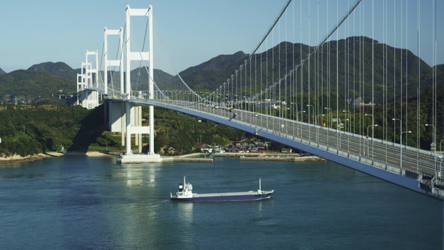 Kurushima Kaikyo Bridge视频素材
