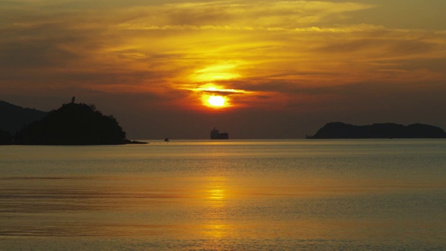Silhouette of ships moving on Seto Inland Sea视频素材