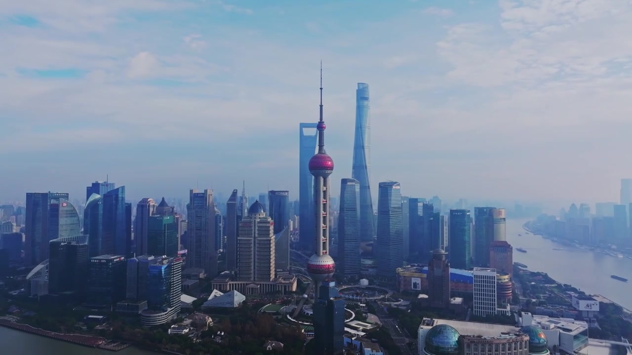 上海外滩陆家嘴CBD金融中心近景 东方明珠 金茂大厦 上海中心大厦环球金融中心视频素材