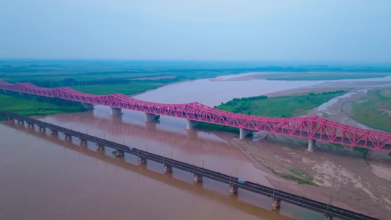 航拍郑州京广铁路黄河大桥视频下载