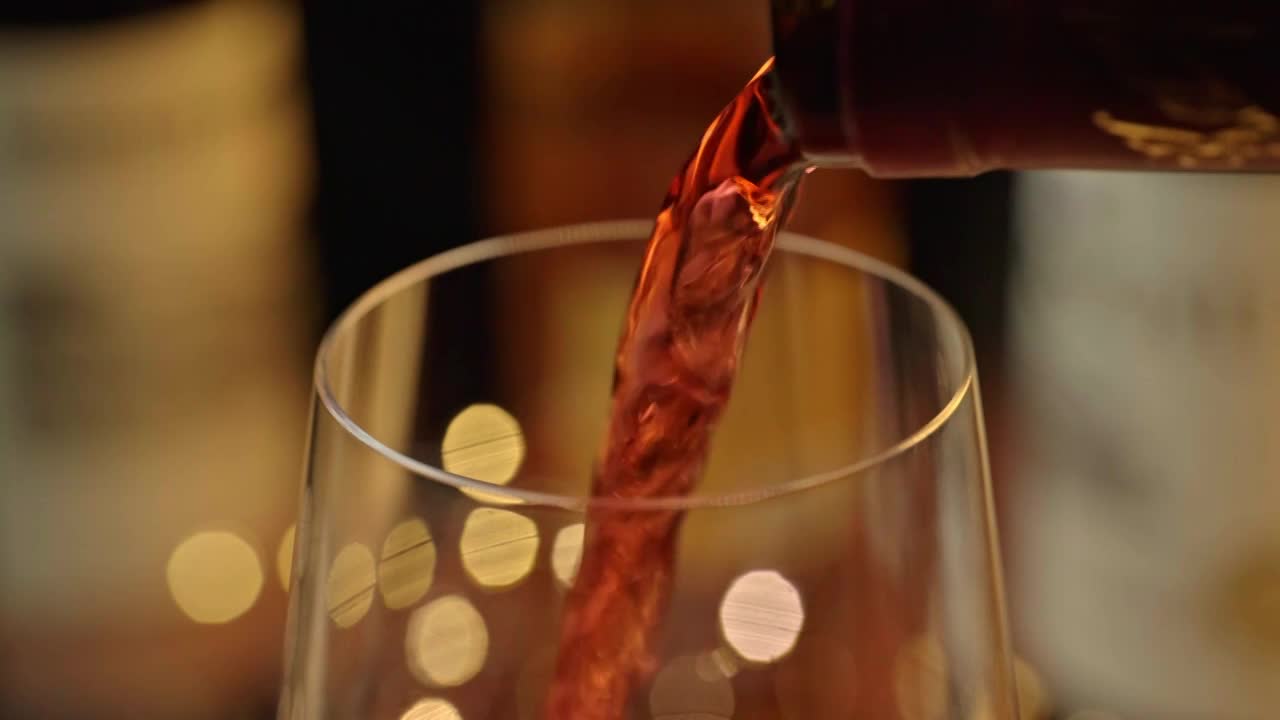 高清红酒酒文化倒入杯中升格（合集）视频下载