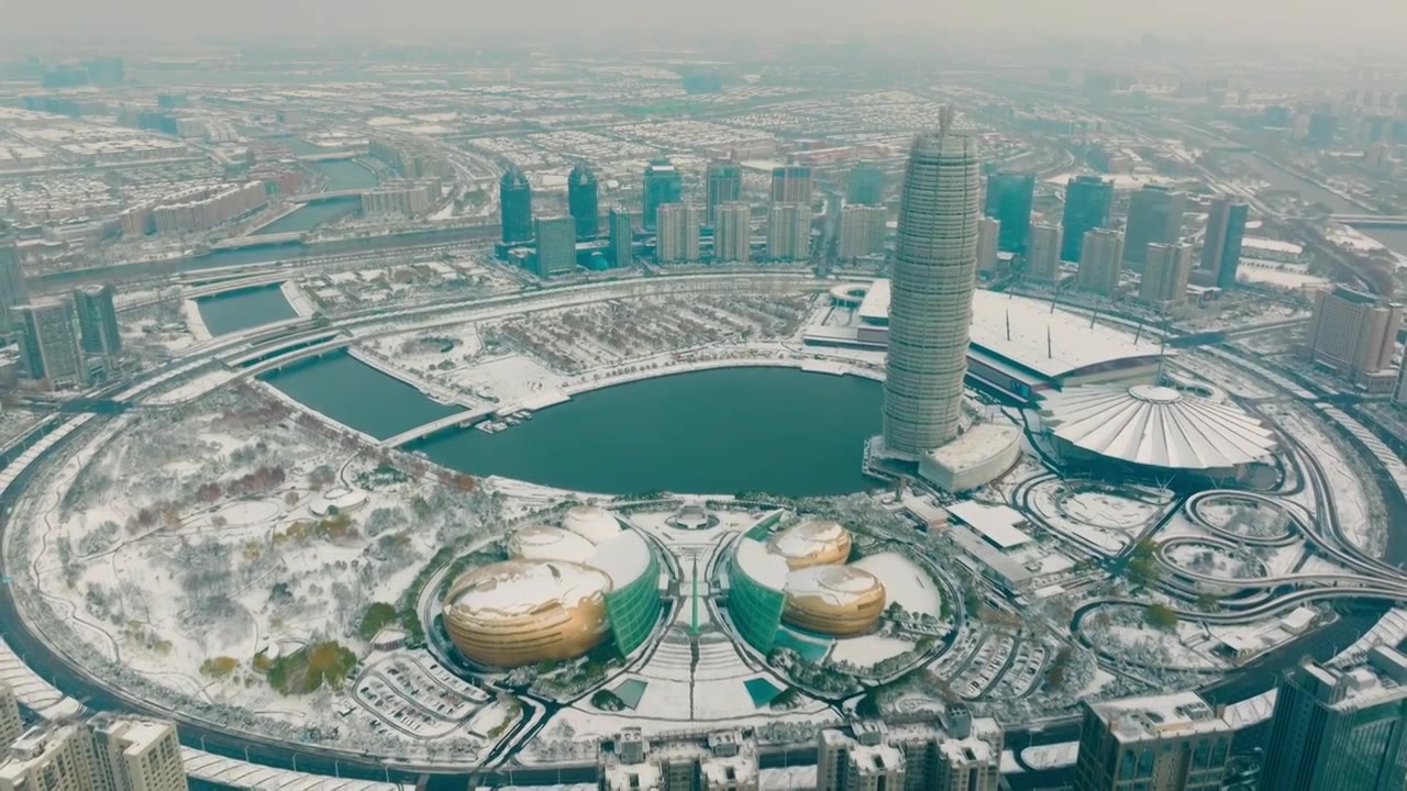航拍郑州如意湖CBD雪景视频下载