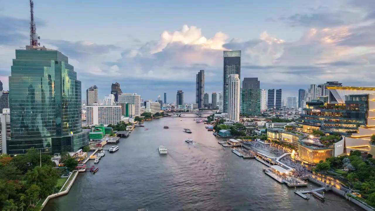 延时泰国曼谷湄南河滨城市高楼建筑航拍风光视频下载