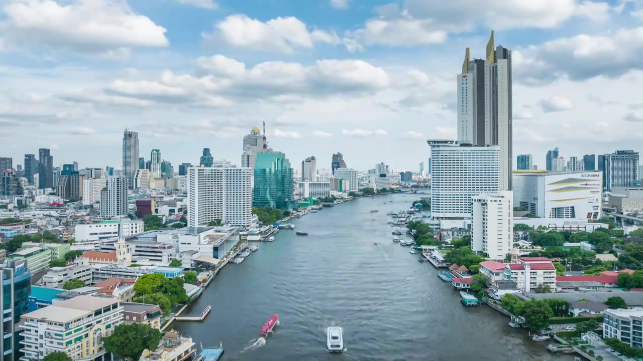 泰国曼谷湄南河滨城市高楼延时航拍风光视频下载