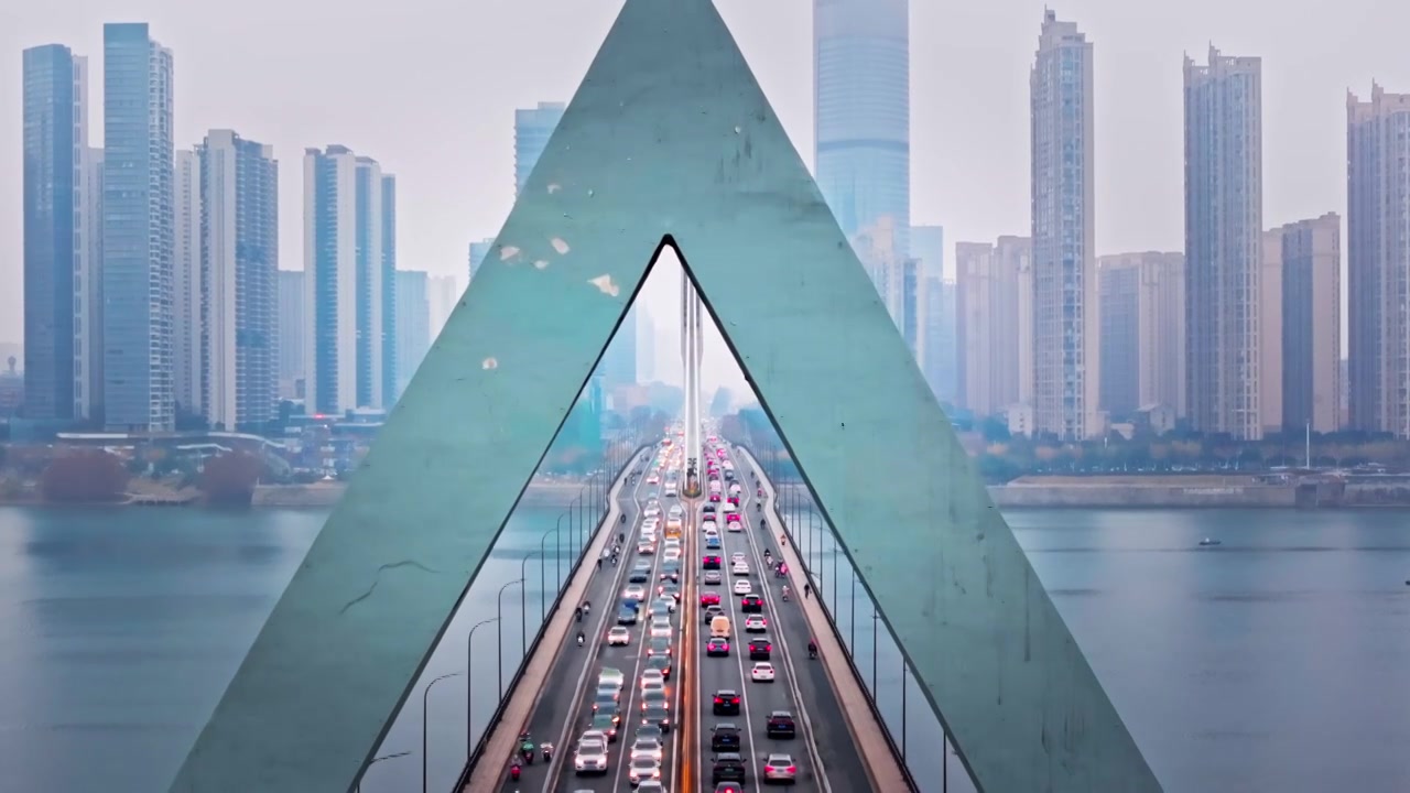 4k长沙湘江银盆岭大桥航拍视频素材
