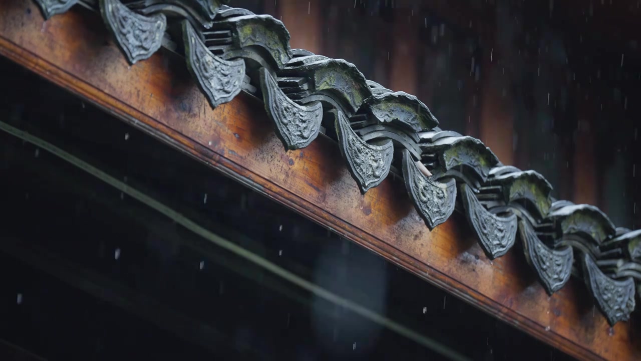 传统古建筑屋檐下雨升格慢镜头视频下载