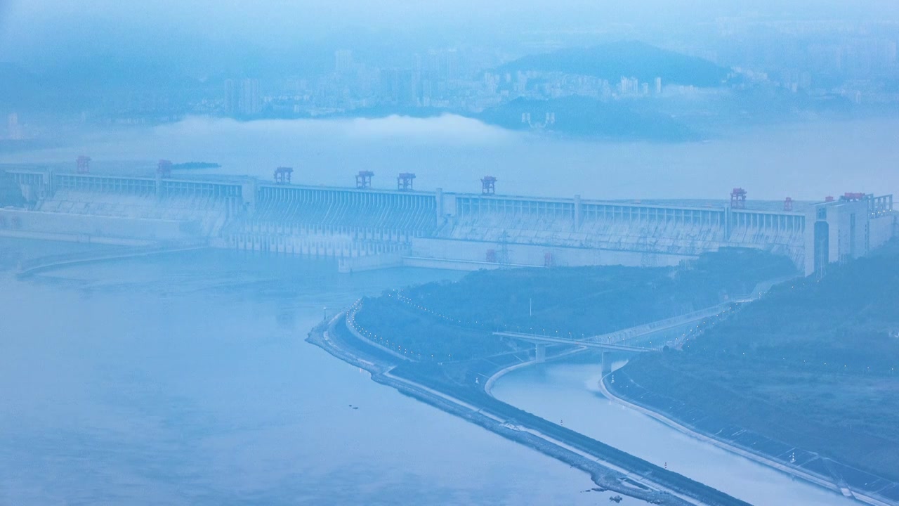 黎明时三峡大坝的时间推移视频素材