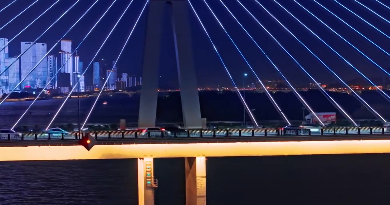 4k长沙银盆岭大桥夜景航拍视频素材
