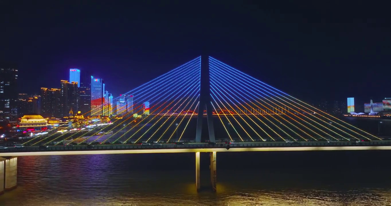 4k长沙银盆岭大桥夜景航拍视频素材