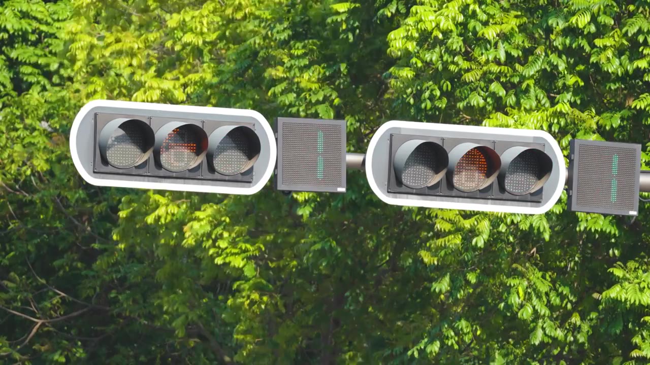 【4K正版】交通红绿灯行人天网监控素材视频下载