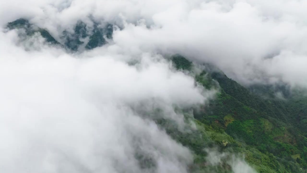 唯美壮观自然风光云雾云海流动延时风景视频素材