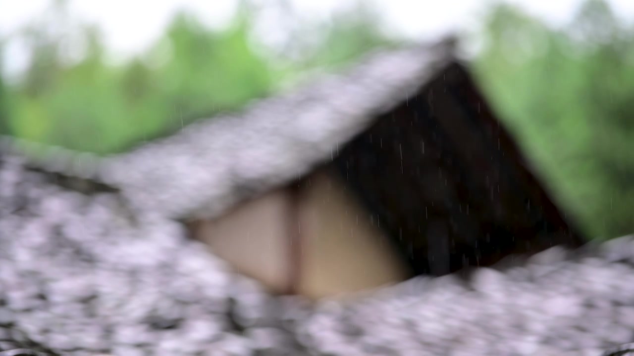 下雨天瓦房檐口雨景（合集）视频下载