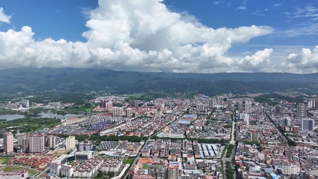 德宏州瑞丽市城市风貌航拍视频下载
